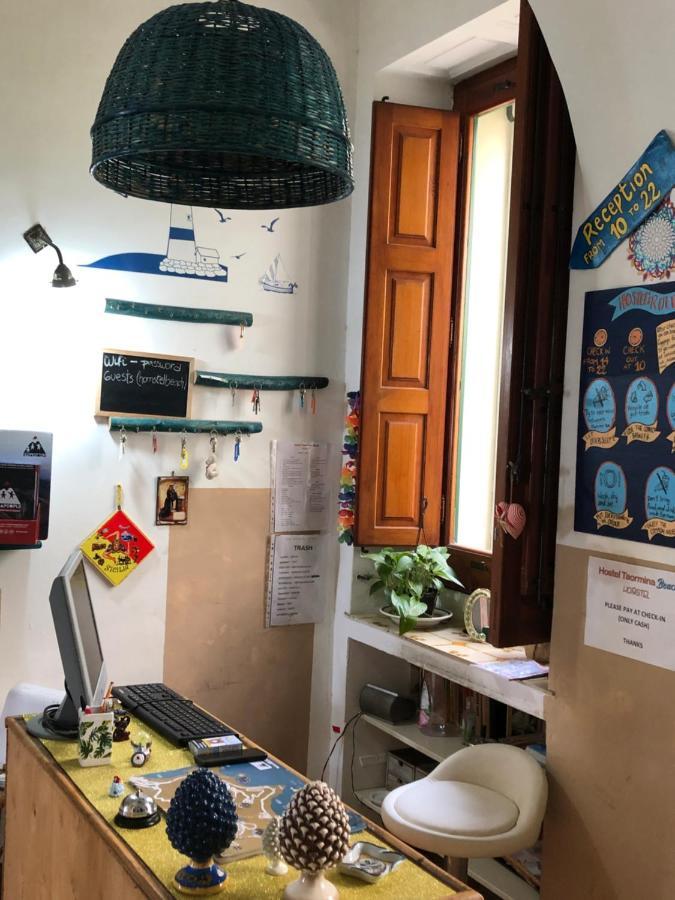 Hostel Beach House Giardini Naxos Exterior photo