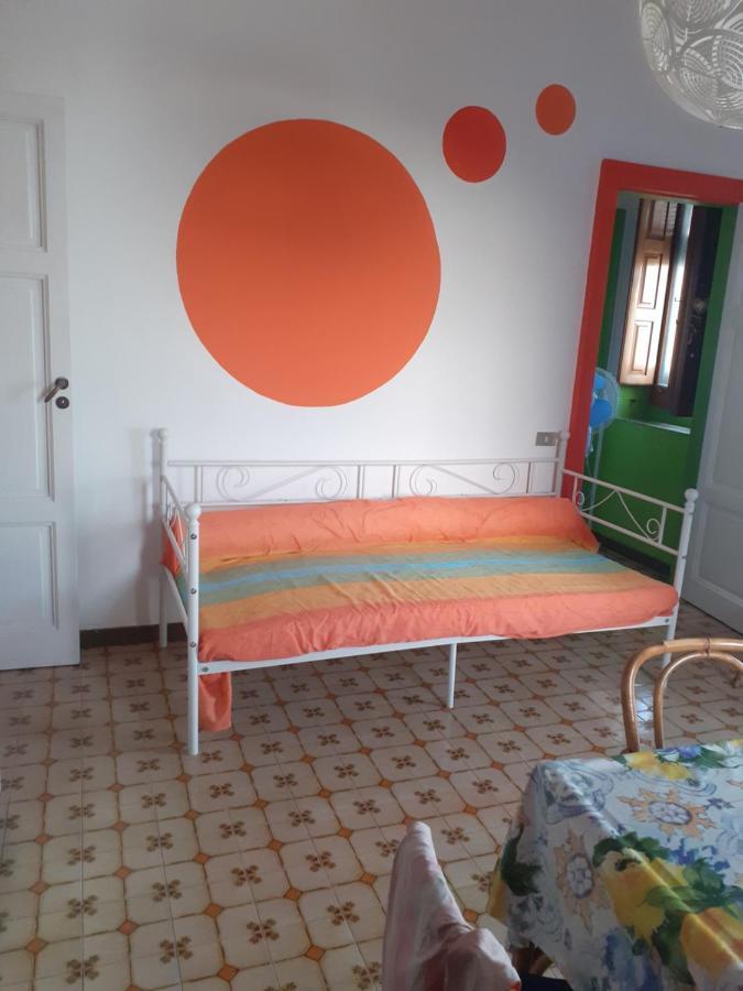Hostel Beach House Giardini Naxos Exterior photo